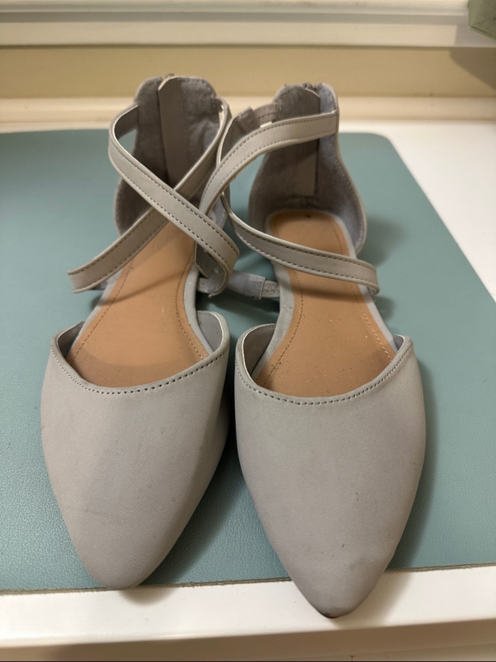 Women's Pointed Ankle-Strap Flats in Light Gray